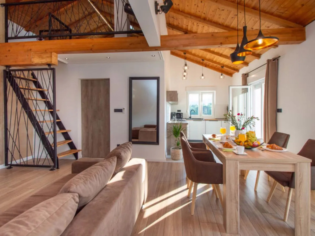 House Dalmacia Anttola