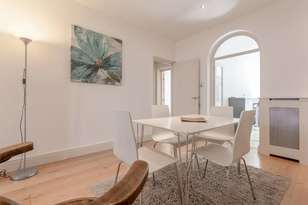 Spacious 1 Bedroom Flat in Fulham