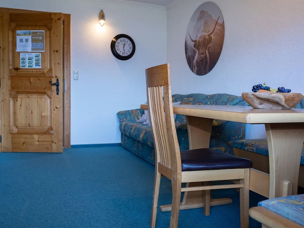Cozy Apartment in Mühlbach with Garden near Ski Slopes