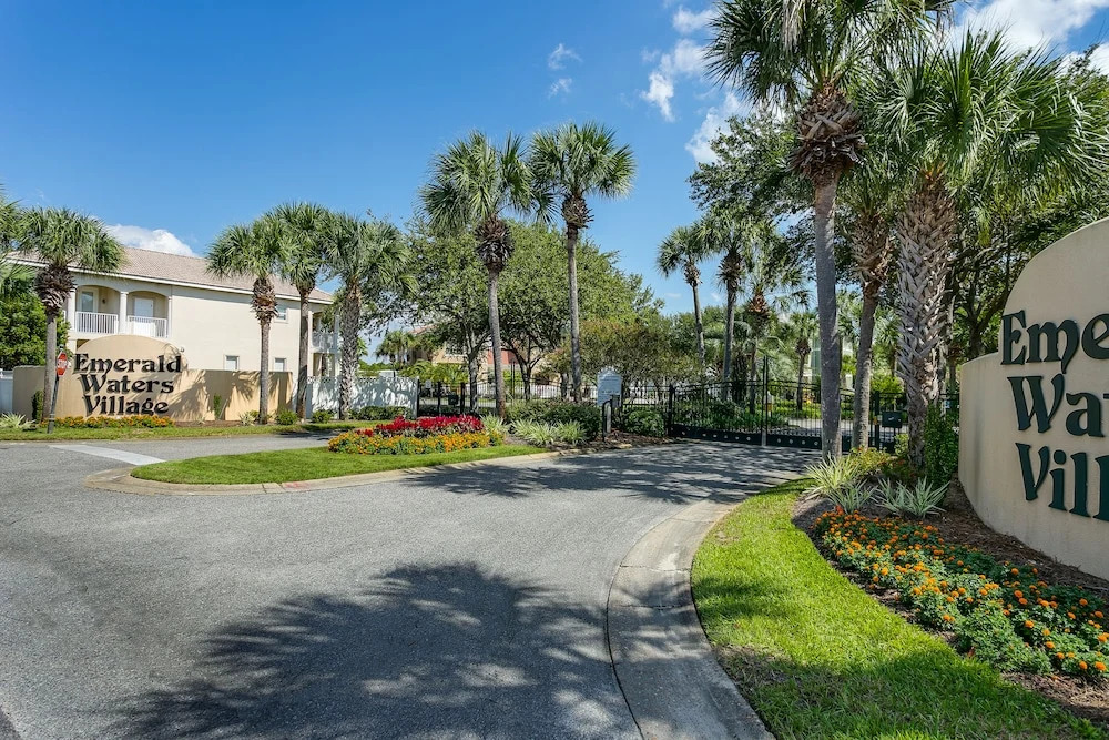 Sea La Vie in Miramar Beach