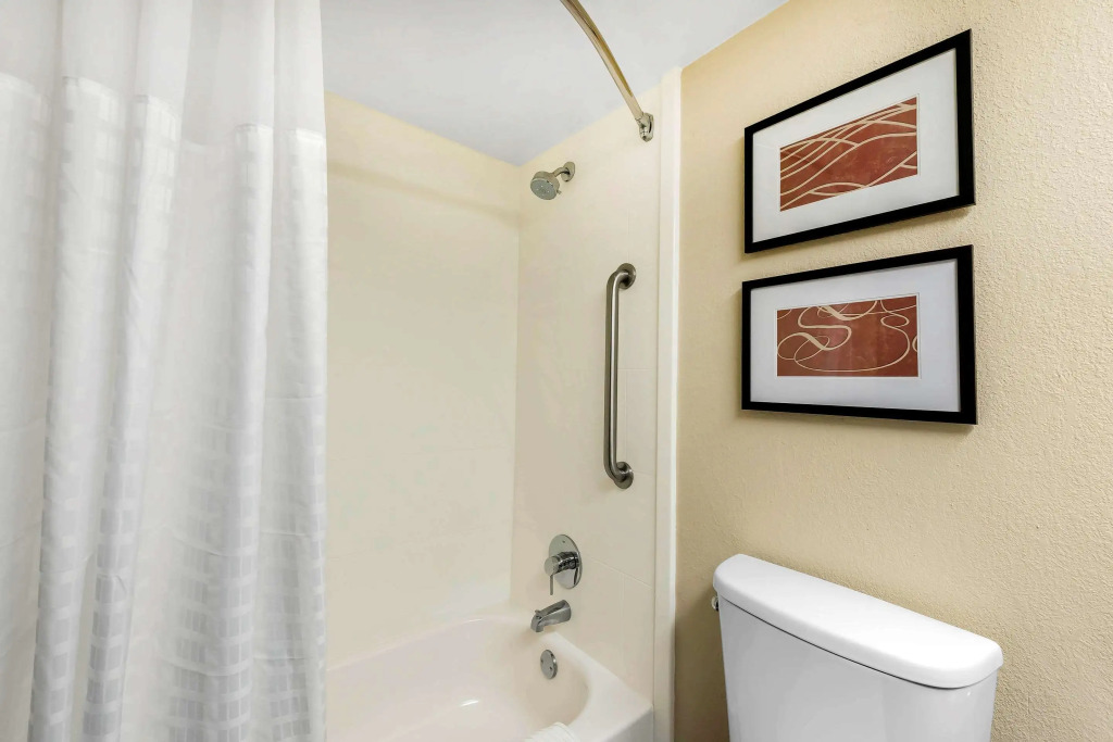 Comfort Suites Baymeadows Near Butler Blvd