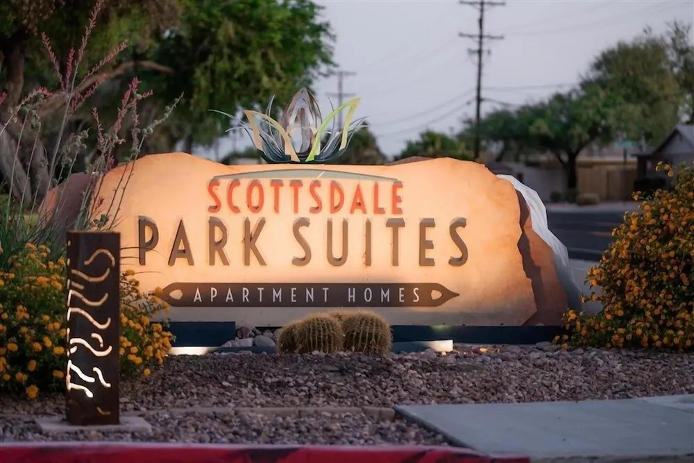 147 Fully Furnished 1BR Suite-Pet Friendly! by RedAwning