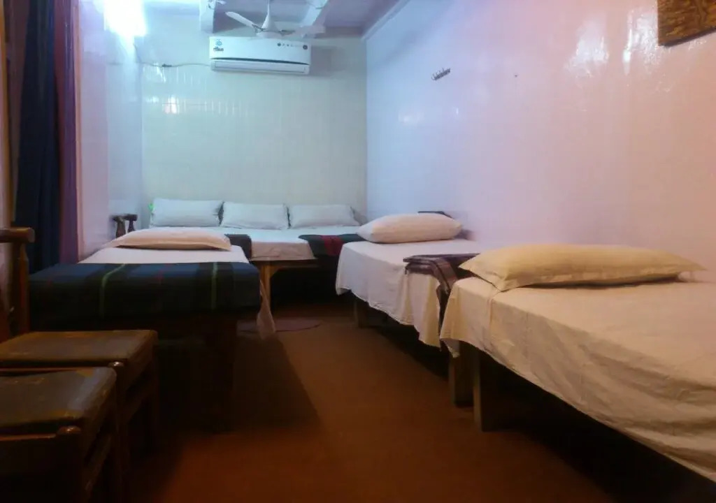 The Golden Lodge Varanasi