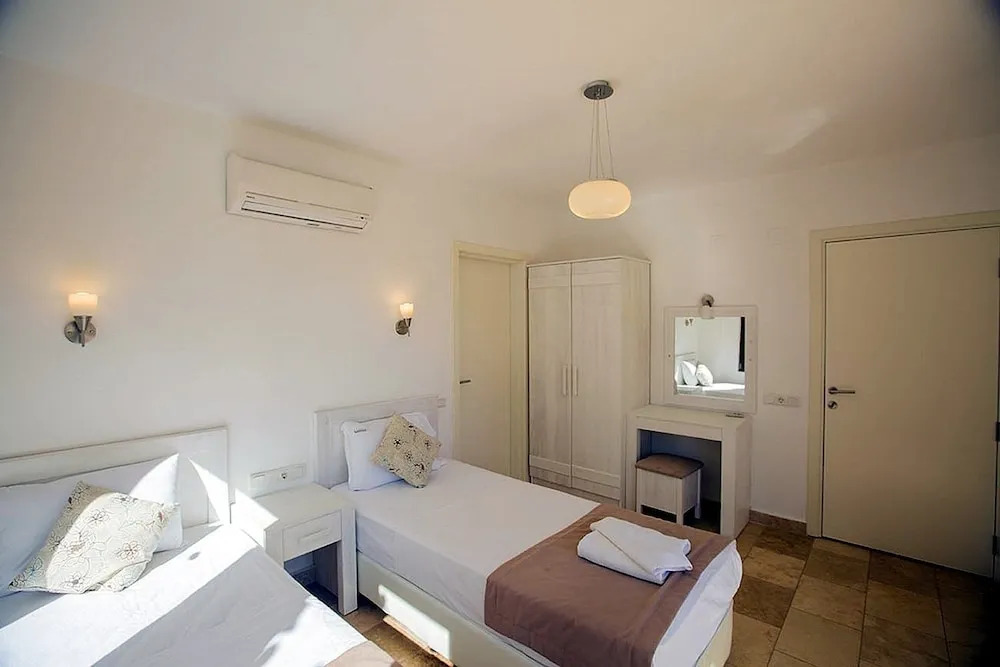 Villa Iris