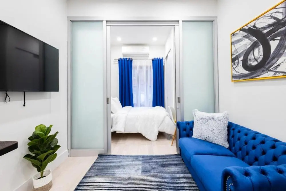 317-1a New Modern 1BR W D Walk to Central Park