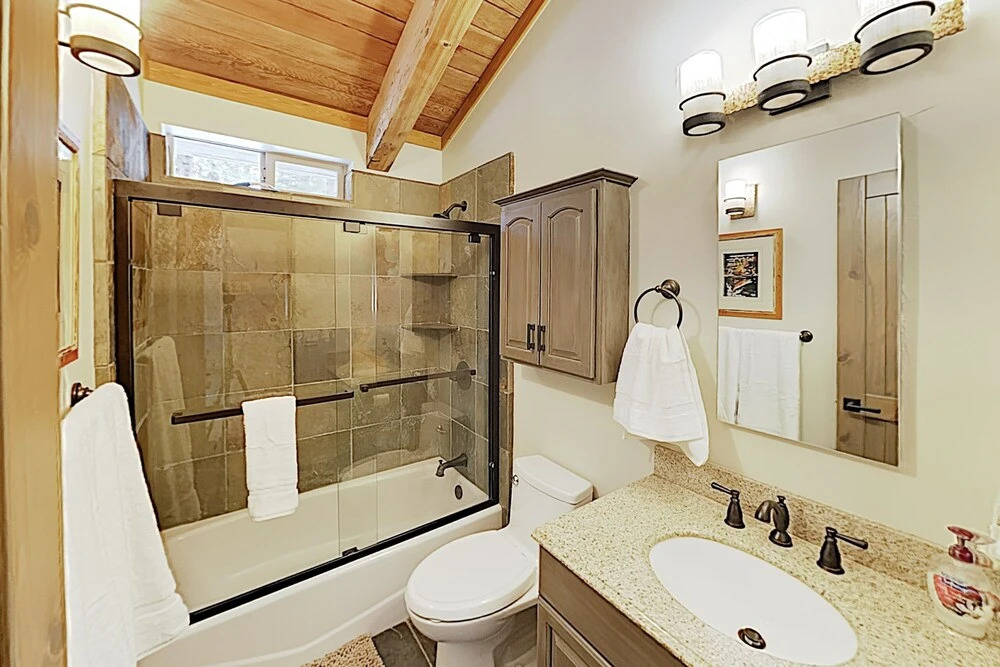 New Listing! Custom Alpine Home w/ Private Hot Tub home