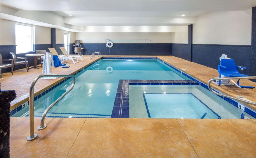 Comfort Inn & Suites Edgewood