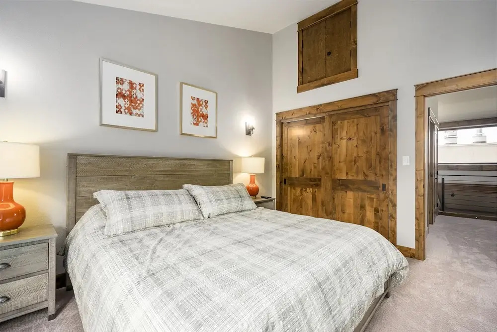 Promontory 6 3 Bedroom Townhouse by RedAwning