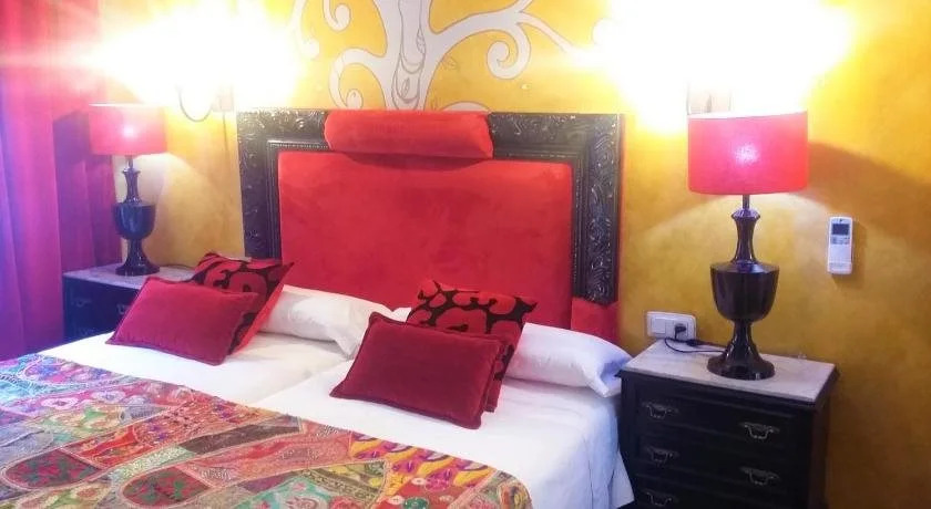 Hostal Goya Suites