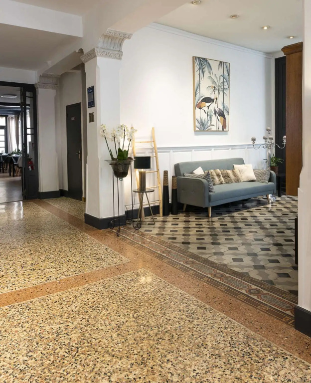 Best Western le Comtadin