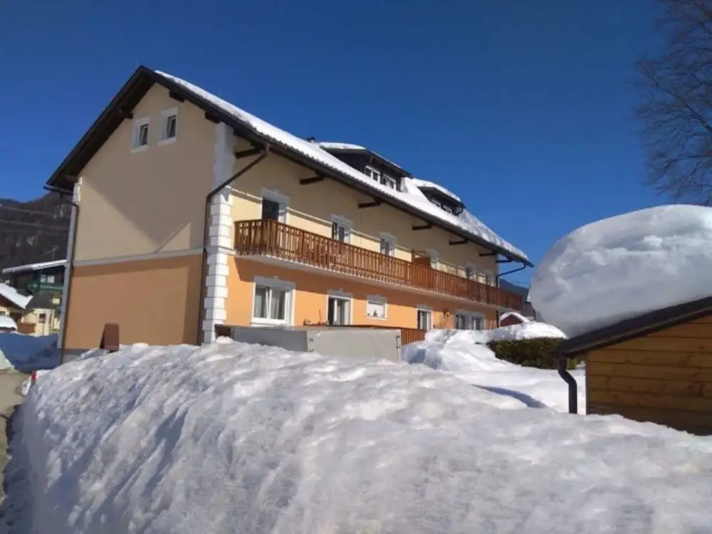 Apartment in Bad Mitterndorf with Sauna, Ski Storage, Garden