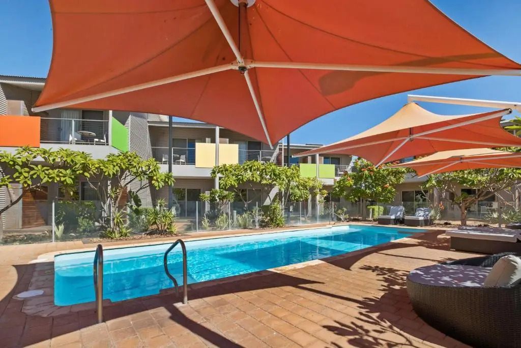 Onslow Beach Resort