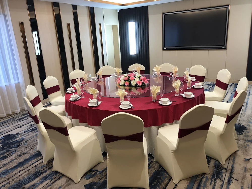 Holiday Inn Express Chengdu Tianhe West Zone