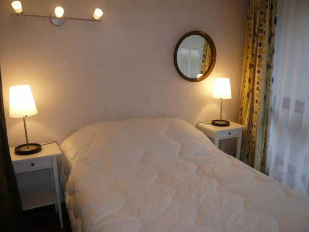Appartement rénové au pied des pistes avec balcons - FR-1-515-66