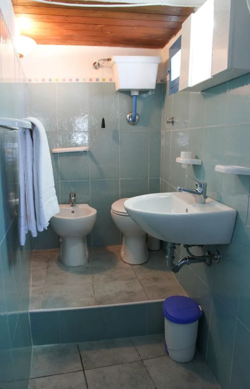 A charming studio apartment with terrace overlooking the sea