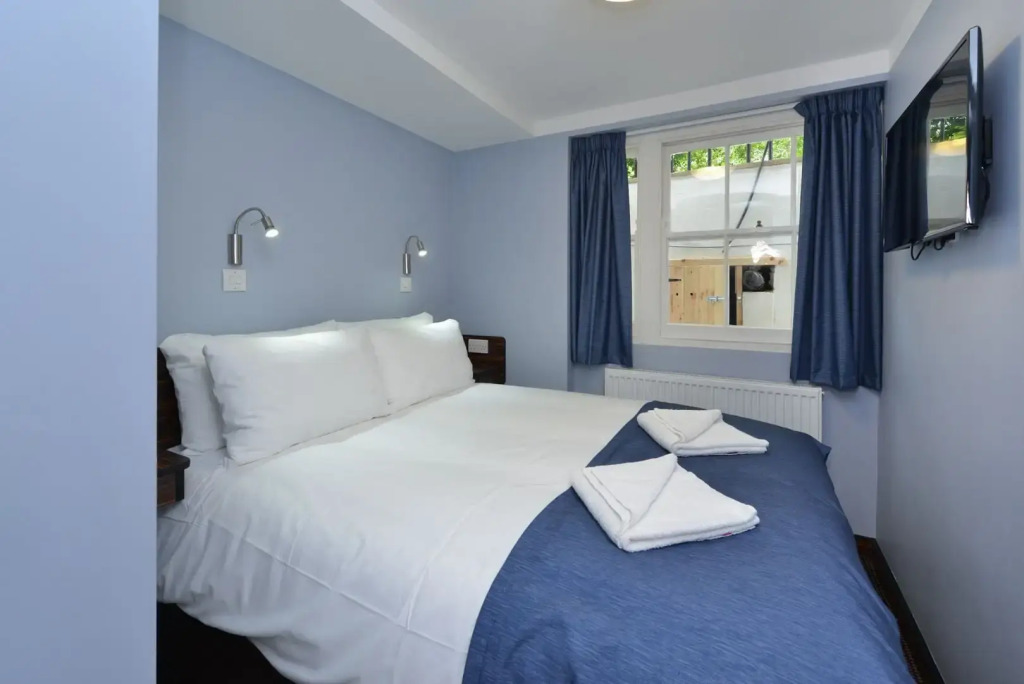 Angus Hotel