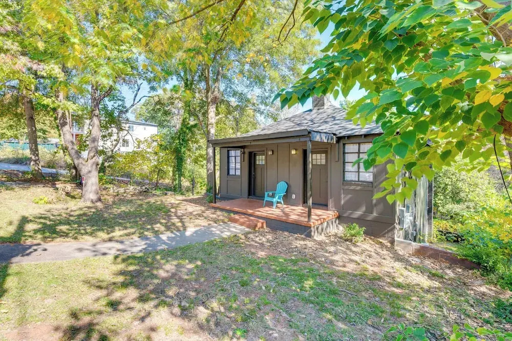 Private Porch! East ATL Stay Near Int’l Soccer
