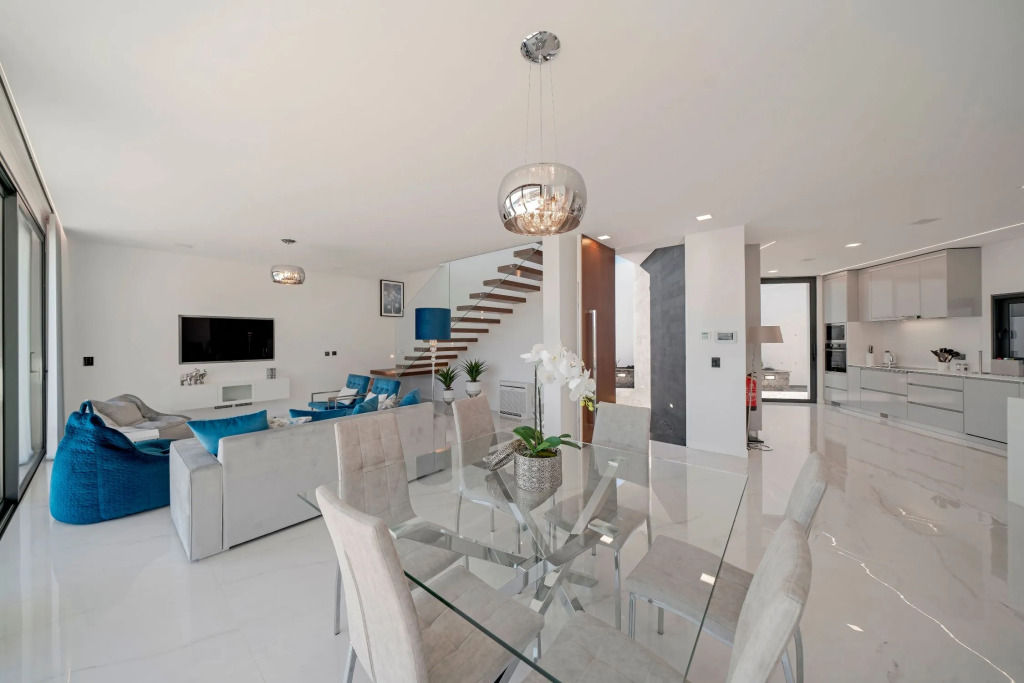Luxury dream villa, magnificent 360º views of hills, coast and sea | Seacrest