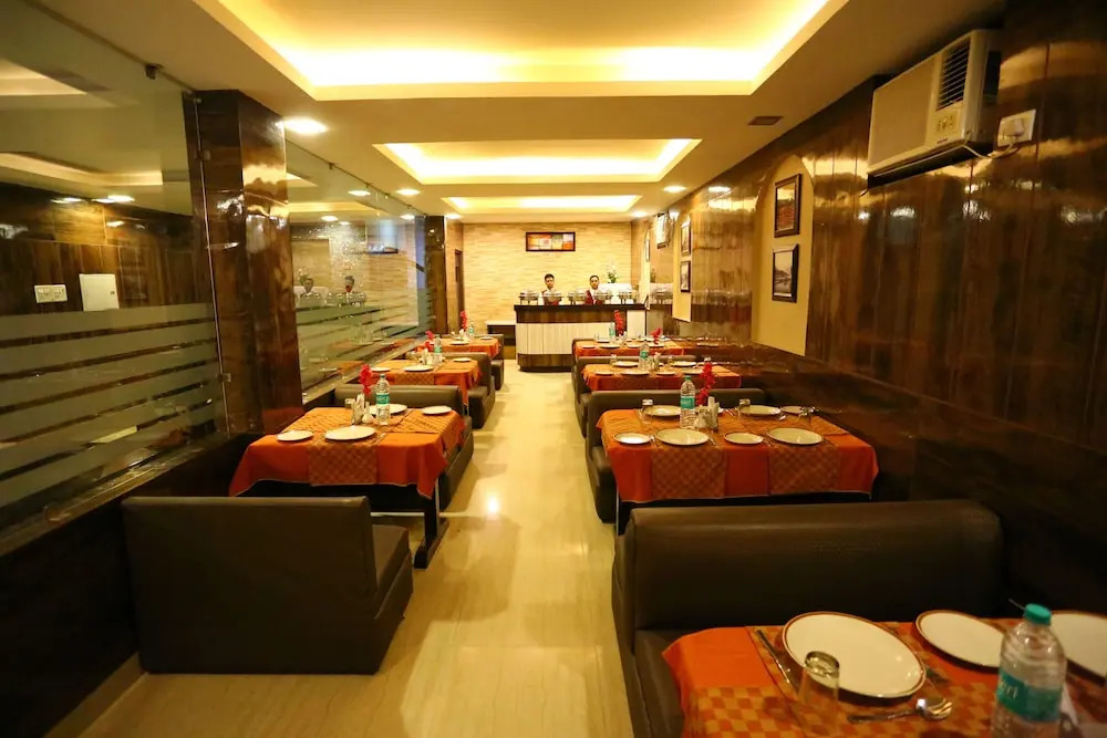 Hotel Maharaja Inn