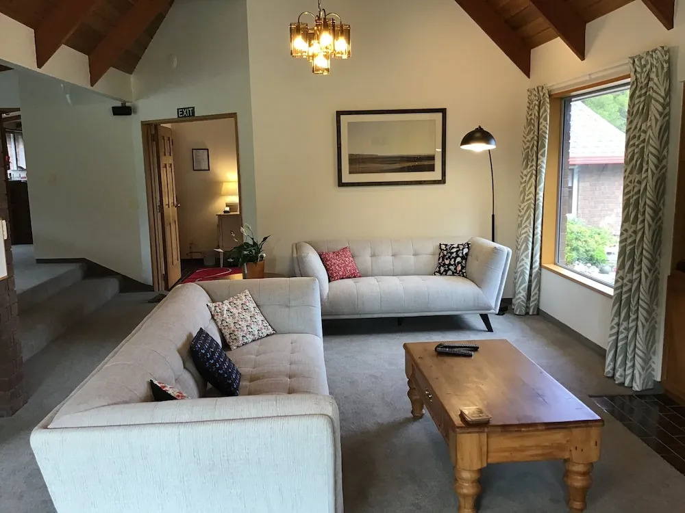 Woodland Glen Lodge B&B