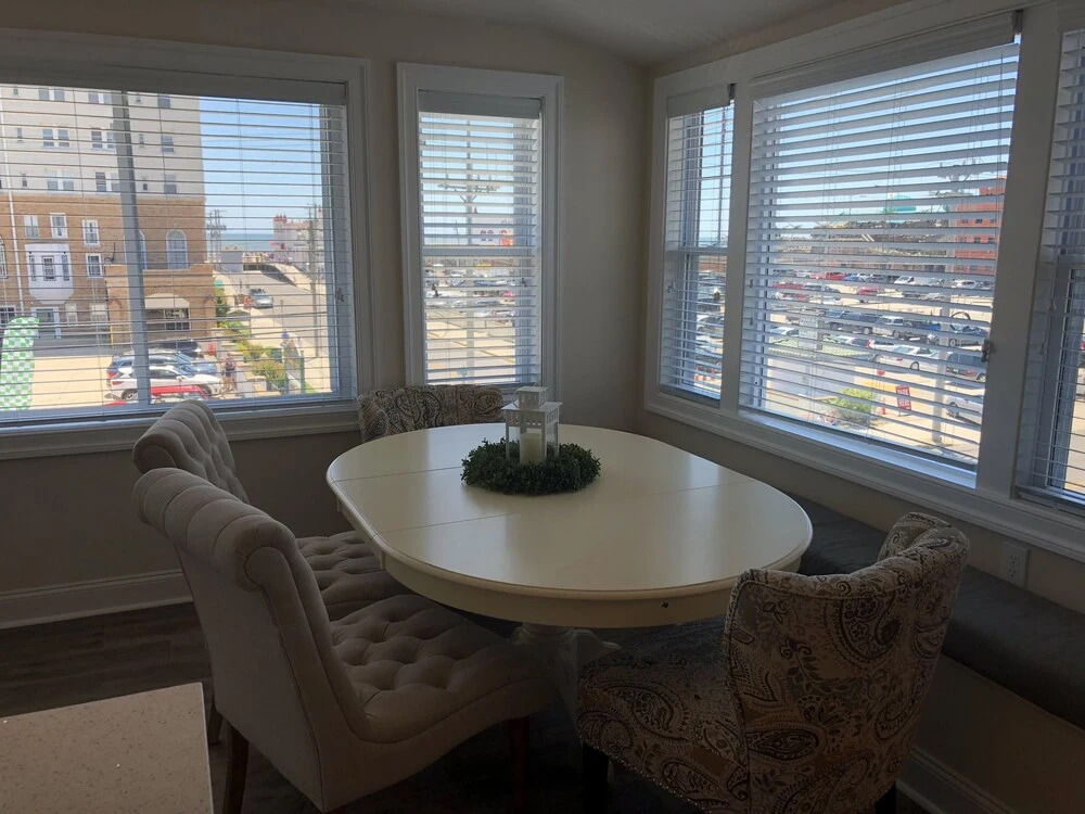Ocean Manor 1100 Inn