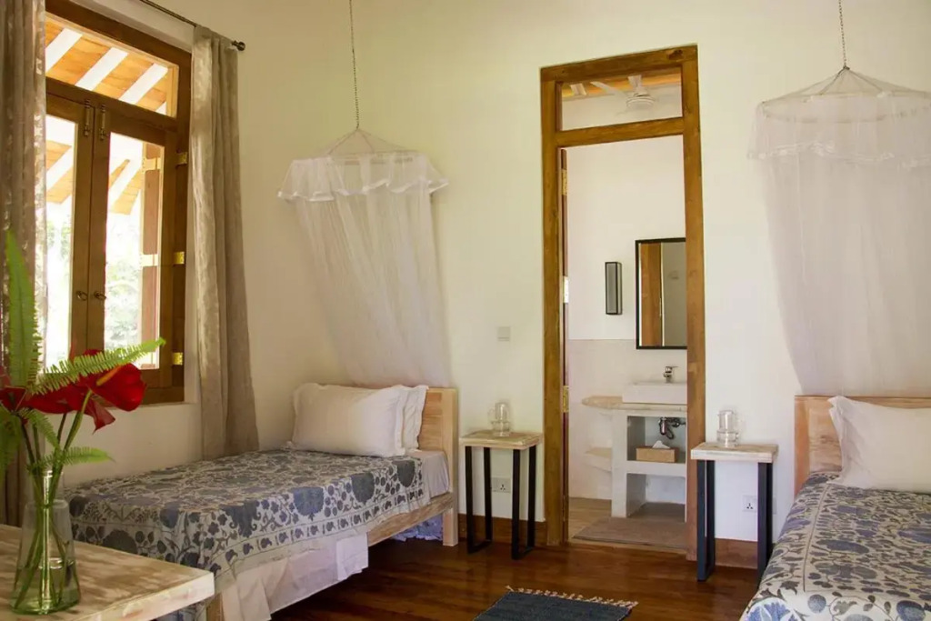 Boundary House. 4 bedrm villa with private Chef