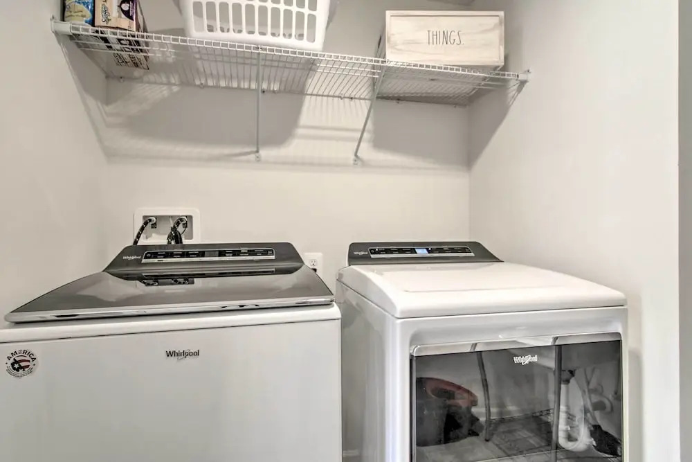 5 Mi to Beach & Pool Access: Bishop's Landing Home