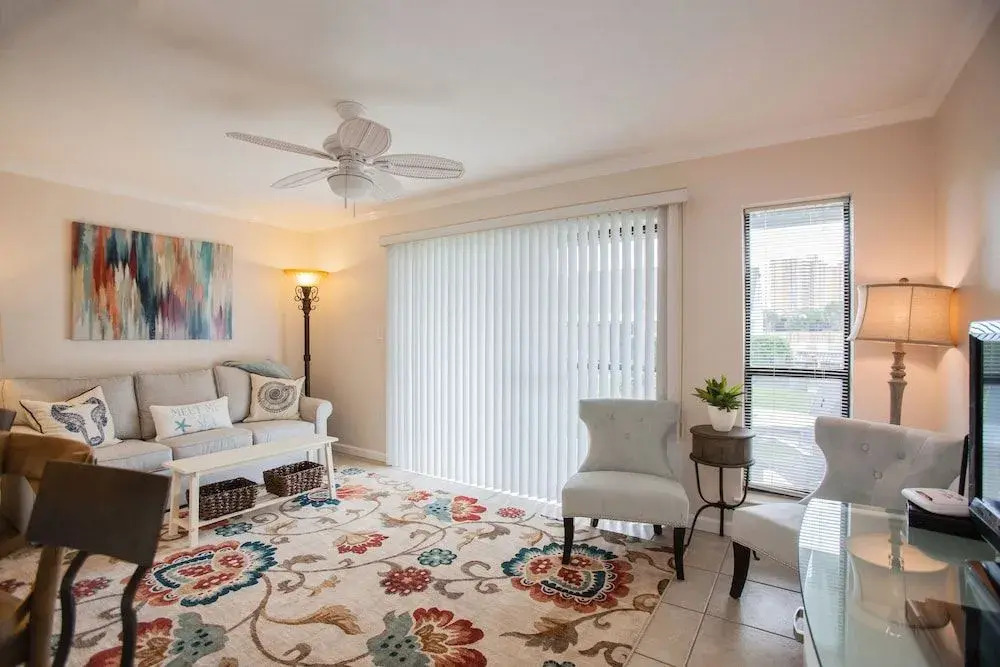 17614 Front Beach Road Condo Unit 6E - 1 Br condo by RedAwning