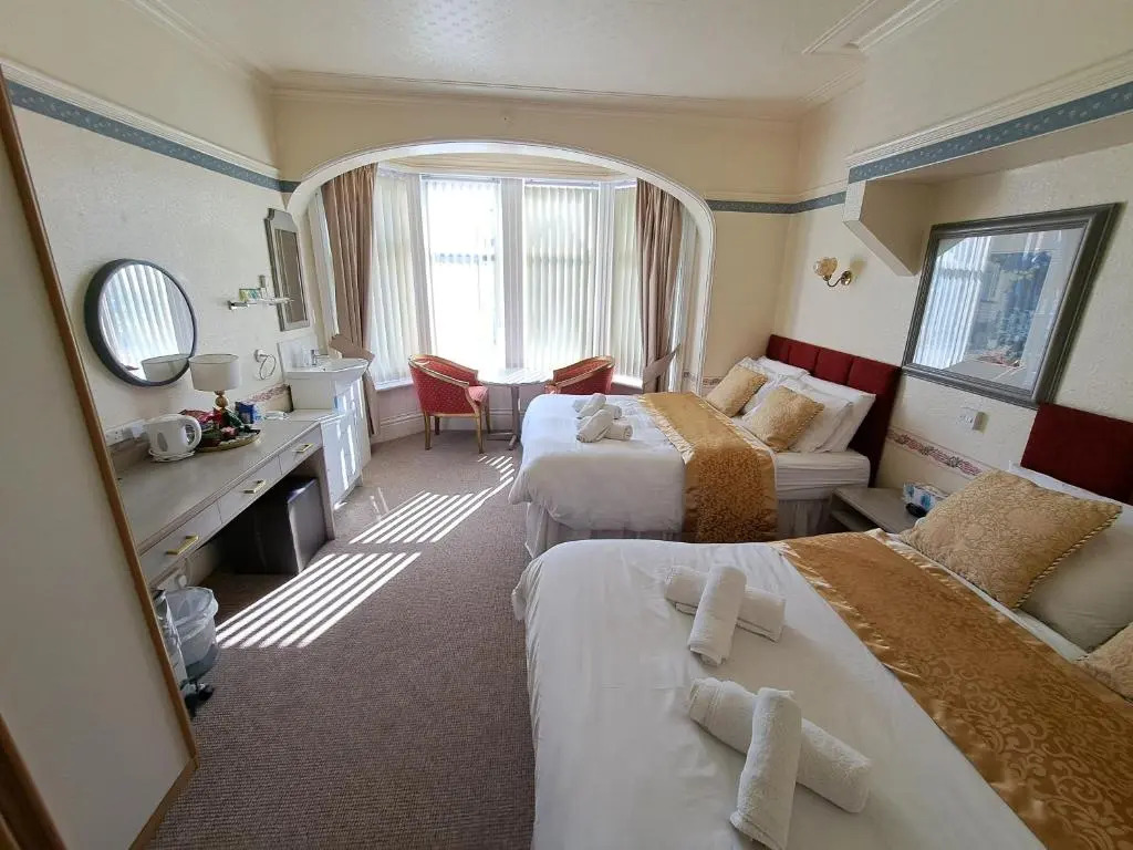 OYO Lily Hotel Blackpool