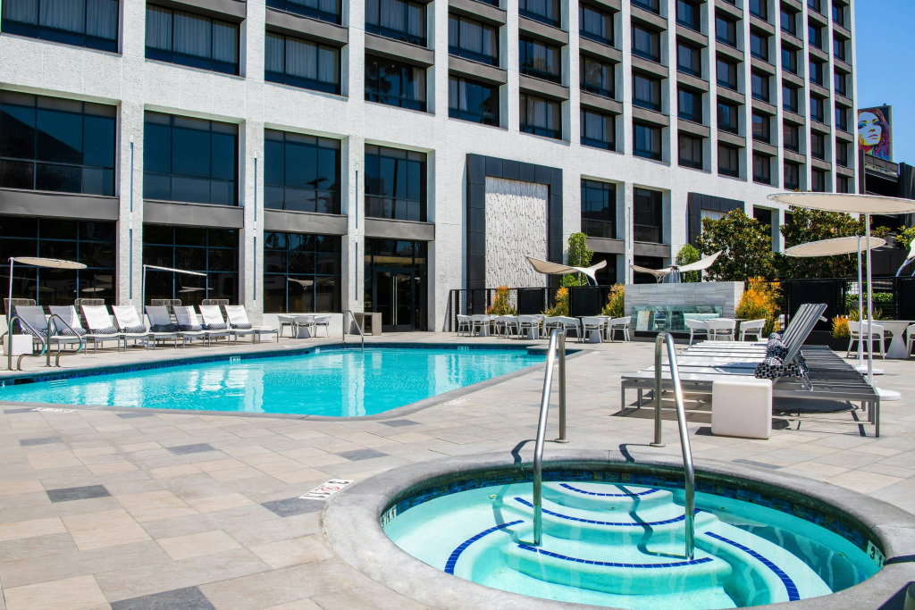 Burton House, Beverly Hills, A Tribute Portfolio Hotel