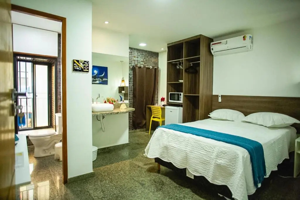 SEGUNDA CASA - Seu cantinho em Guarapari, 1 minuto a pé da Praia do Morro! Suítes confortáveis e modernas - Para casal ou para grupos de até 4 pessoas