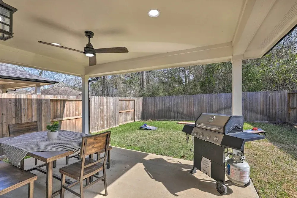 Well-appointed Montgomery Home w/ Fenced Yard