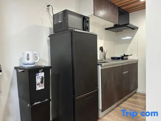 Spacious Entire House Near JR Sakuranomiya Station Up to 8 Guests Easy Access to Umeda Osaka Castle