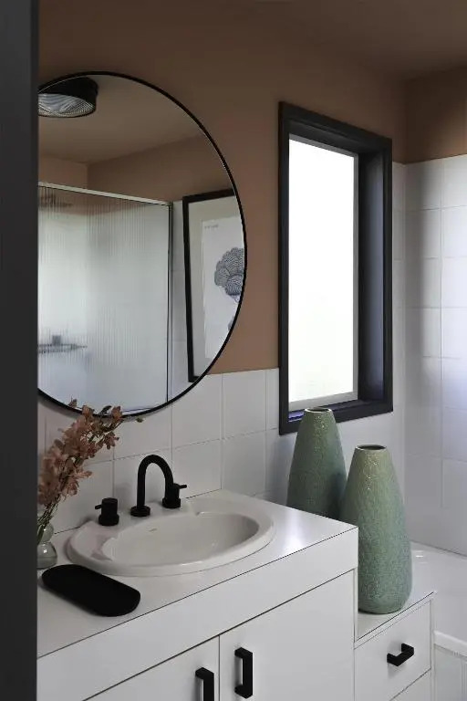The Seaview - Designer Beachfront House