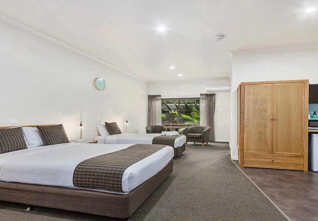 Coastal Waters Motor Inn