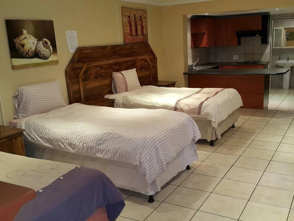 Golden Rose Lodge
