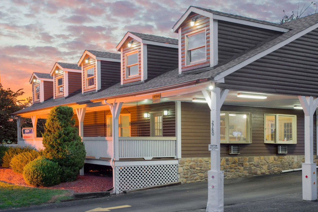 Super 8 by Wyndham Christiansburg