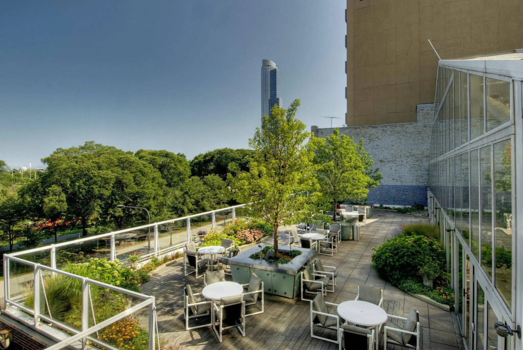 Le Meridien Essex Chicago