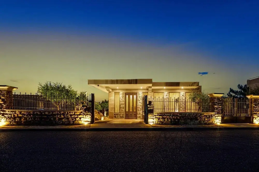 Lithos Messolongi Paradise - A Luxurious Retreat