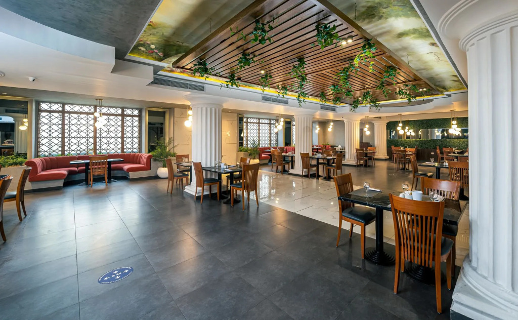 Отель Pyramisa Suites Hotel Cairo