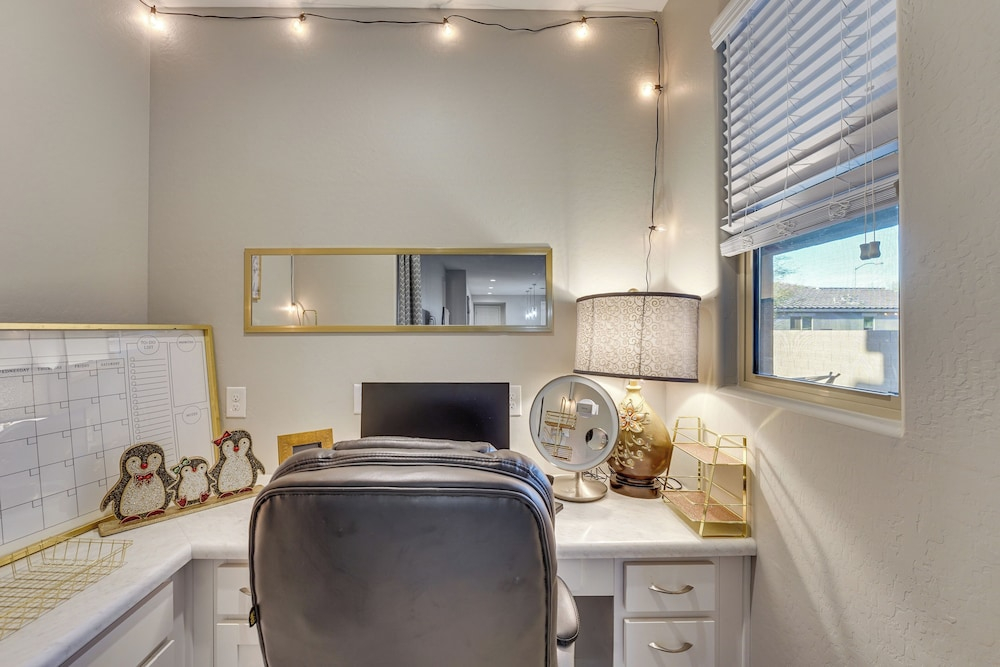 Wfh-friendly Casa Grande Home 3 Mi to Golf Course