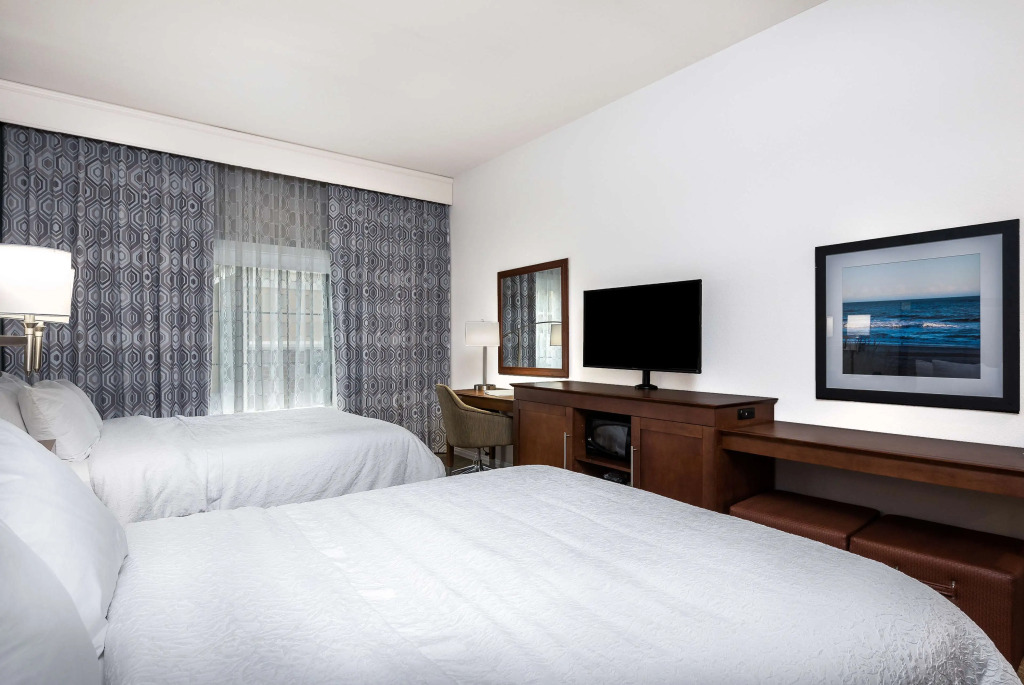 Hampton Inn & Suites Florence Center