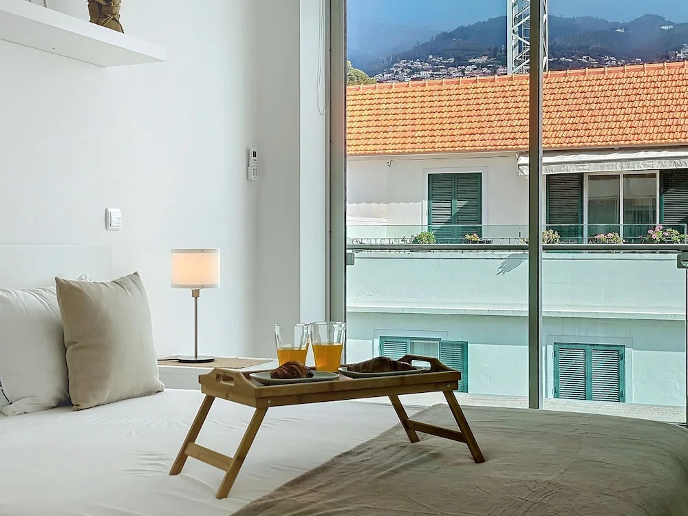 Acanto Loft by Atlantic Holiday