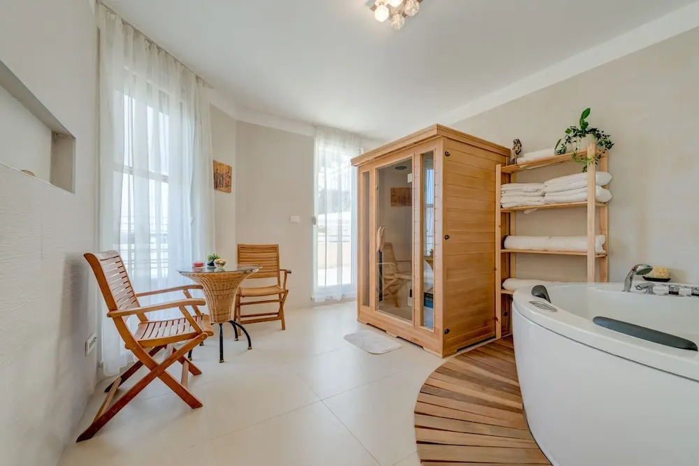 Znjan beachfront apartments Split