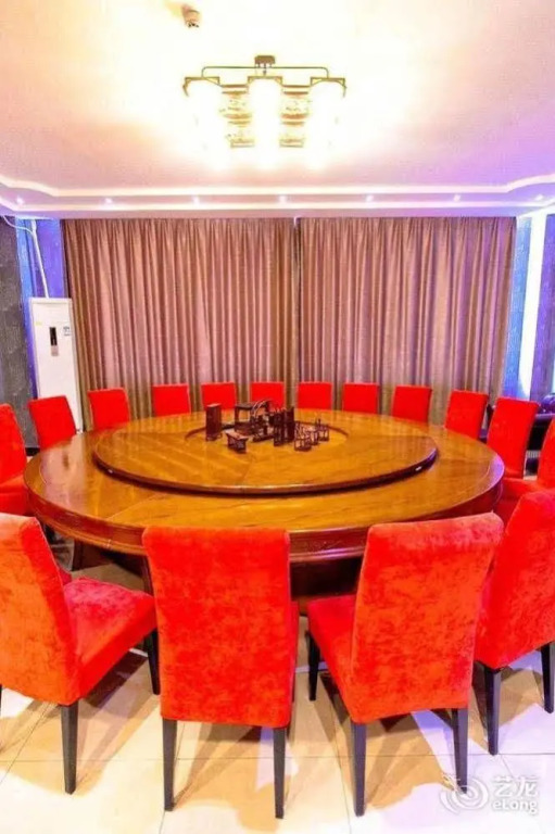 Tiger Hotel