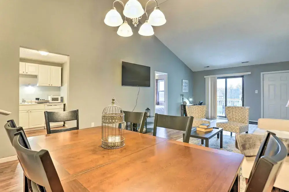 Inviting Poconos Getaway w/ Deck: Ski & Hike!