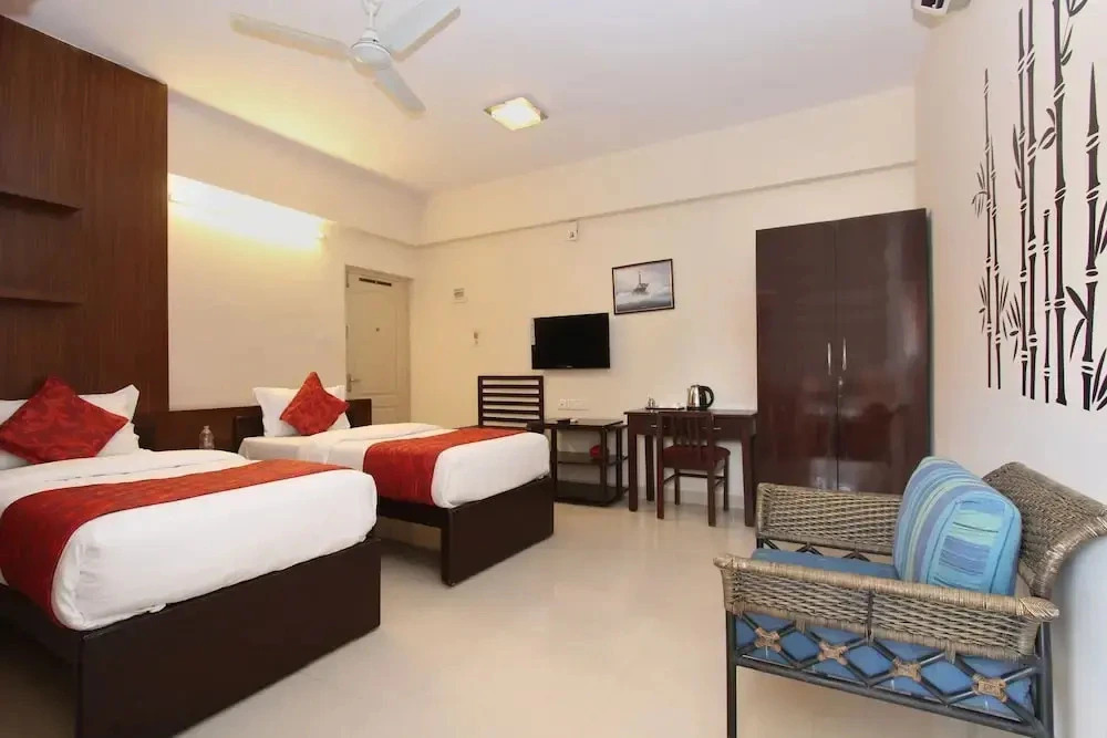 OYO Apartments Maharaja Signal