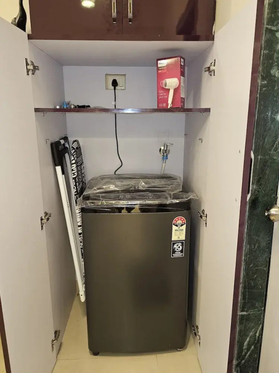Casa De Abhishek - Breezy 2 BHK
