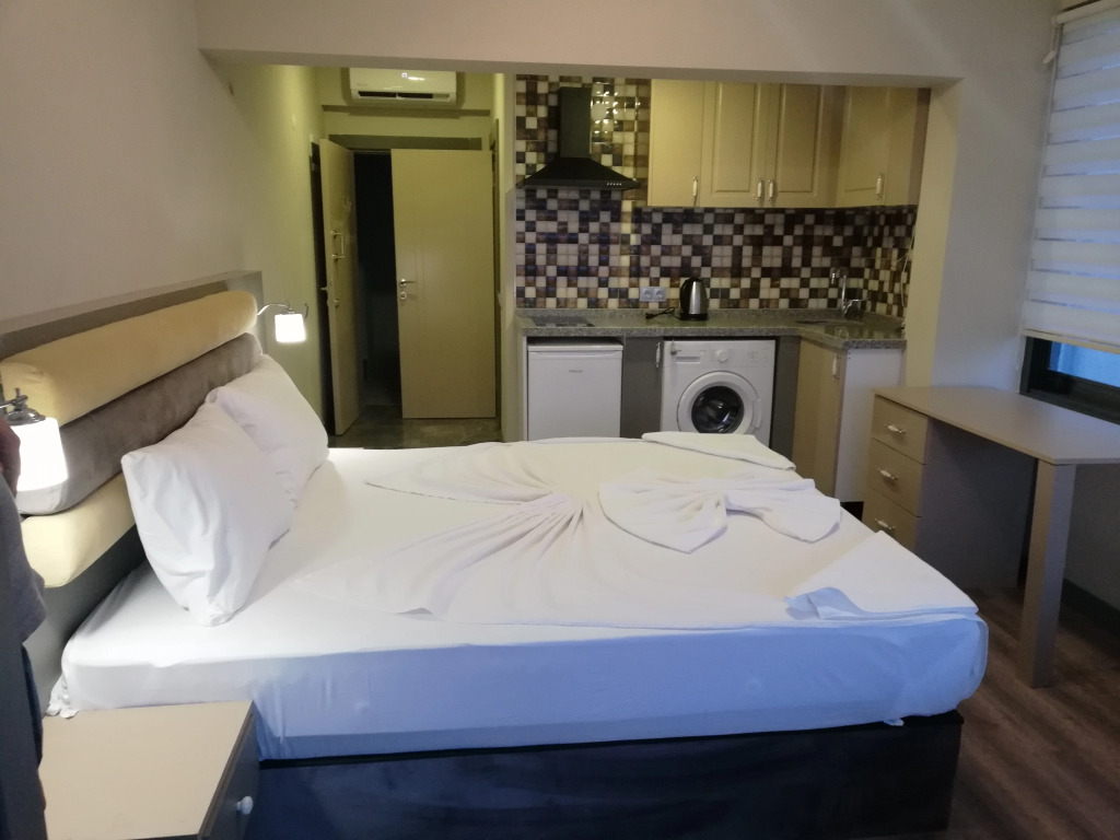 Microyal Hotel