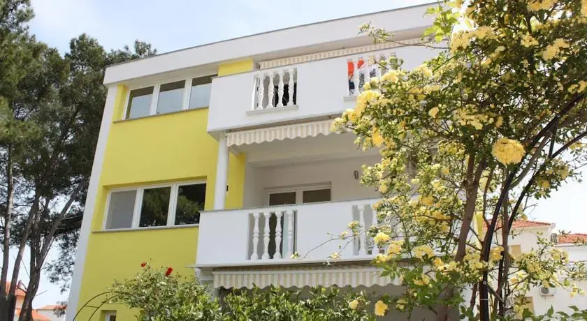 Apartments Tulumovic